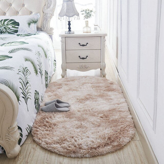 Ovaler Shaggy Bettvorleger Beige super weich