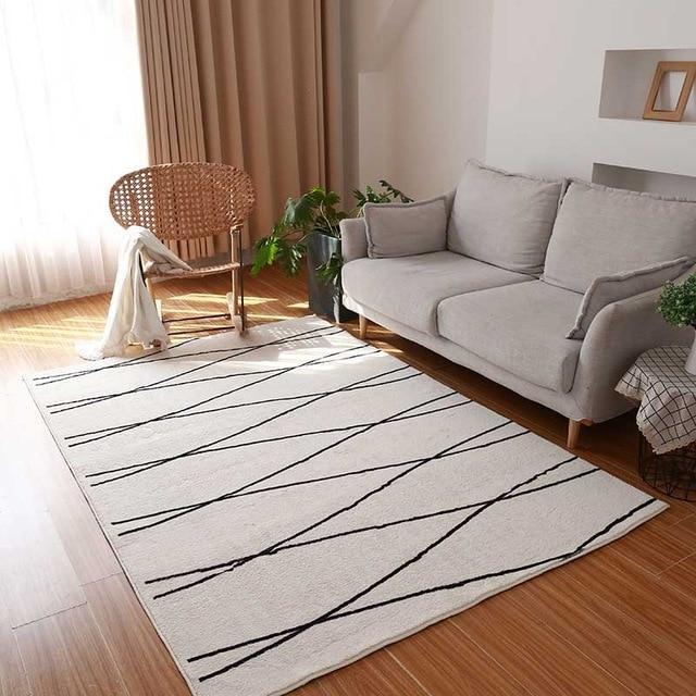 Moderner Teppich im minimalistischen Berber-Look