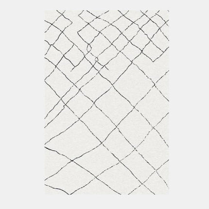 Weißer Berber Teppich mit schwarzen Linien