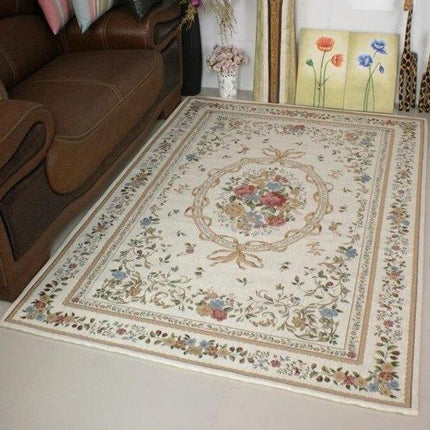 Perserteppich mit floralem Blumenmuster