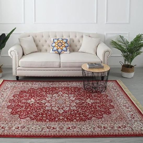 Klassischer Perserteppich in leuchtendem Rot